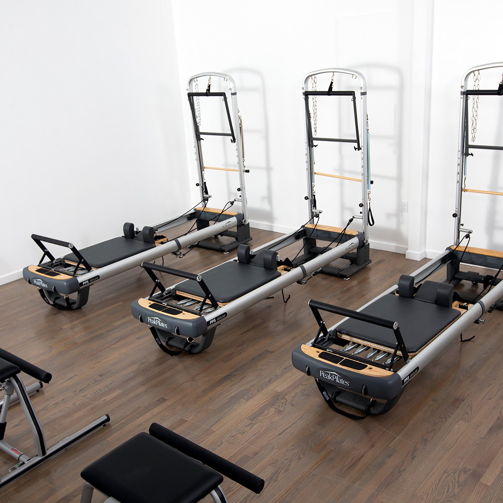 PEAK PILATES PPSデラックスリフォーマー グレー 折りたたみ式 Peak Pilates® Peak PilateSystem® Deluxe Bundle